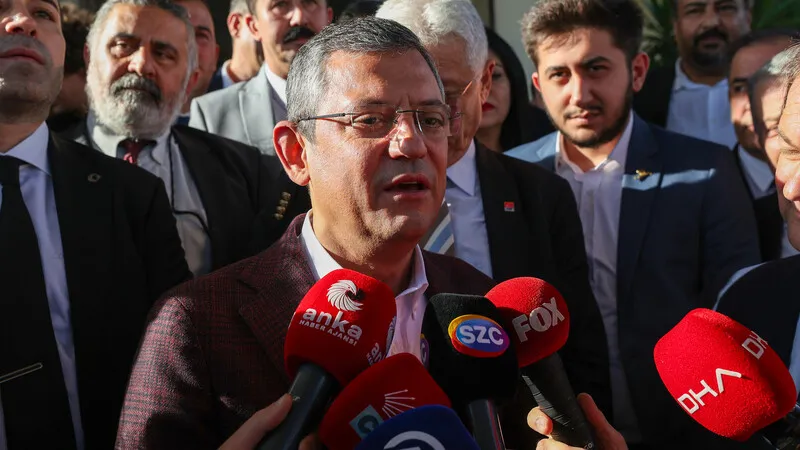 CHP GENEL BAŞKANI ÖZGÜR ÖZEL ANTALYA’DA 