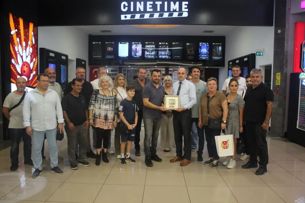 AGC ÜYELERİNE SİNEMA GECESİ