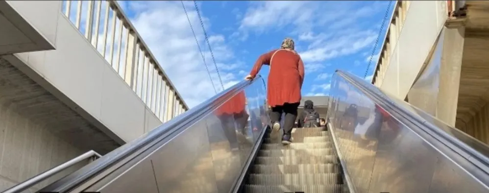 ANTALYA BÜYÜKŞEHİR DUY BUNU.. YÜRÜYEN MERDİVENLER YÜRÜMEZ OLDU