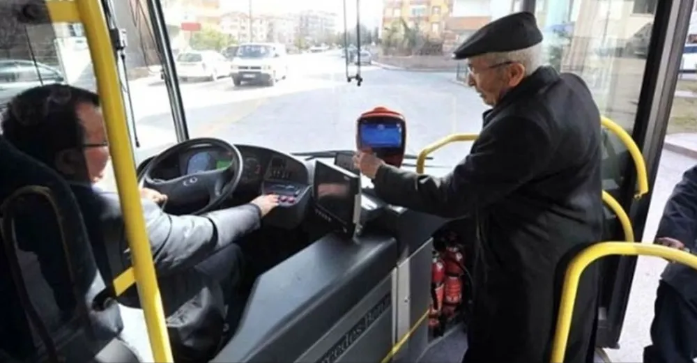 YASIN ARSLAN.. ‘ANTALYA’DA TRAFİK SIKIŞIKLIĞI TAHAMMÜLSÜZLÜK YARATTI’