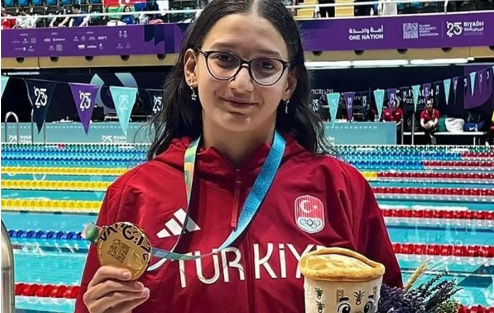 ANTALYALI SELİNNUR SADE RİYAD’DAN ‘ALTIN’LA DÖNÜYOR