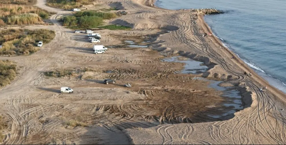 MANAVGAT’TA 50 KAMYON KUM ÇALINDIĞI YERE GERİ DÖKÜLDÜ.. BÖLGEYE FOTOKAPAN KURULACAK
