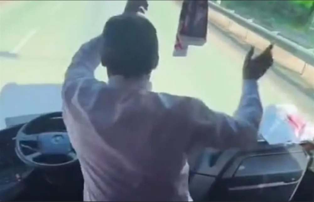 ANTALYA’DA OTOBÜS ŞOFÖRÜNÜN ÖLÜMLE DANSI CEZASIZ KALMADI