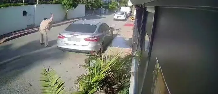 KÖPEĞİ SİLAHLA VURAN EMEKLİ POLİS İÇİN 4 YILA KADAR HAPİS İSTENDİ