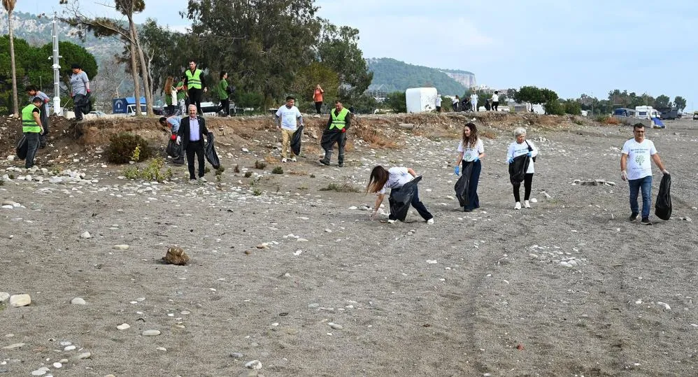 ANTALYA ÇAMYUVA SAHİLİ