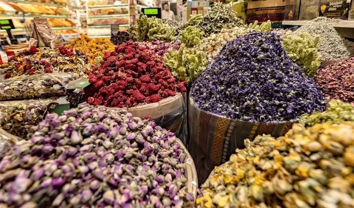 AÇIKTA SATILAN BİTKİLERİ SAKIN ALMAYIN.. AĞIR METAL VE PESTİSİT BULUNABİLİYOR