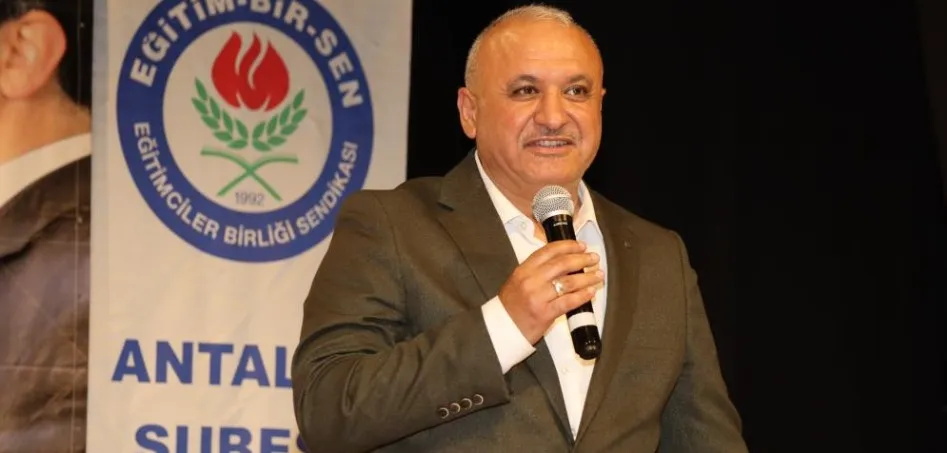 ANTALYA MEMURSEN.. ‘EMPERYALİSTLER İNSAN HAKLARI KAVRAMINI BÜYÜK BİR YALANA DÖNÜŞTÜRDÜ’