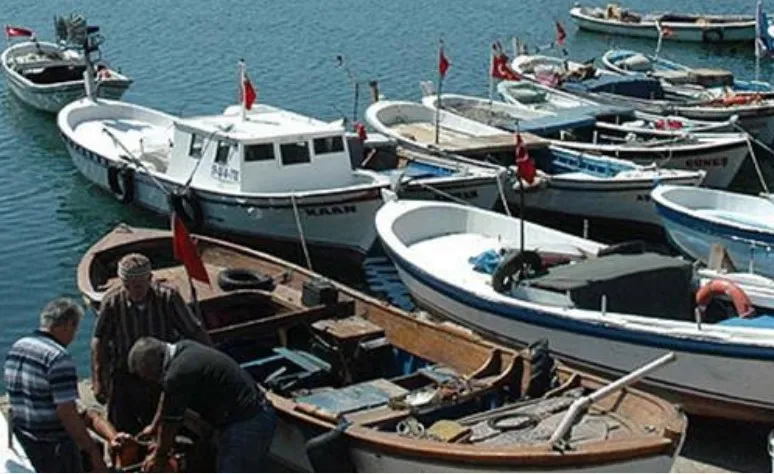 KAŞ BALIKÇI BARINAĞI YENİDEN KOOPERATİFE GEÇTİ