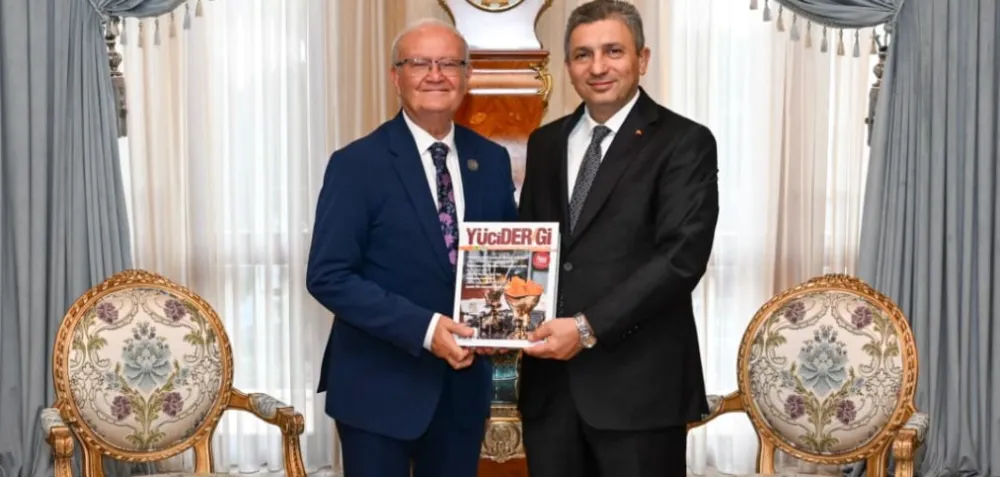 PROF. DR. YAVUZ TEKELİOĞLU’NA “30 YILIN EN İYİSİ” ÖDÜLÜ.. ANTALYA VALİSİ TEBRİK ETTİ