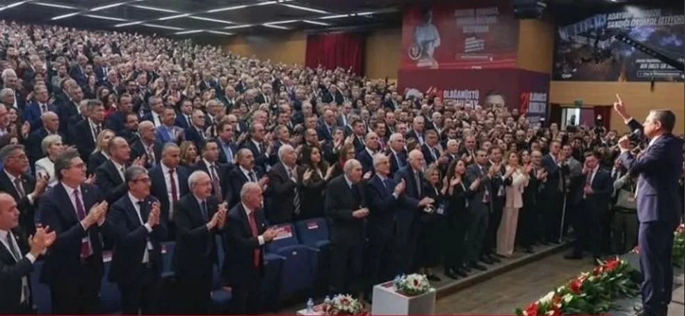 CHP KURULTAYI’NA ANTALYA DAMGASI.. PM’YE 2 YDK’YA İSE 1 İSİM GİRDİ