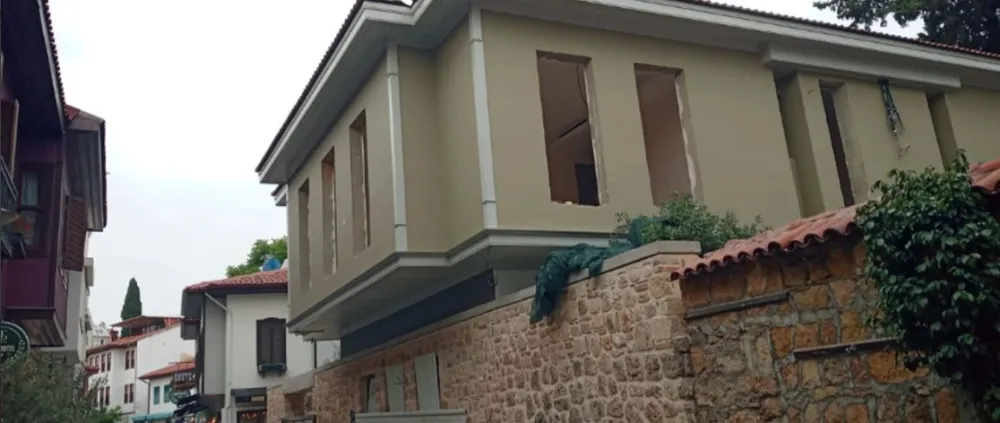 TARİHİ KALEİÇİ