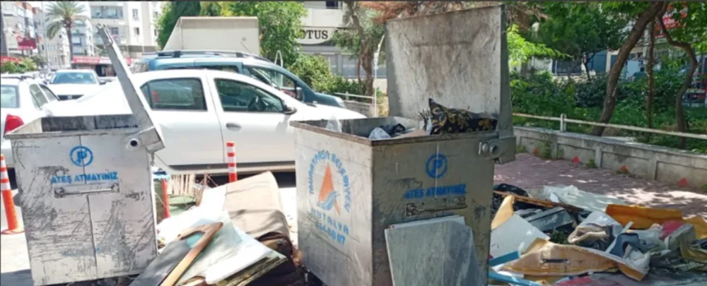 BELEDİYELER ÇEVRE ÖDÜLLÜ.. AMA ANTALYA’DA ÇÖP SORUNU BİTMİYOR
