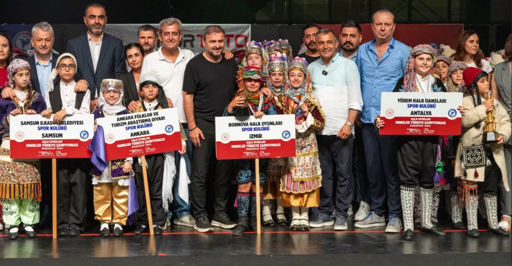 MANAVGAT’TA MİNİKLER TÜRKİYE HALK OYUNLARI ŞAMPİYONASI SONA ERDİ