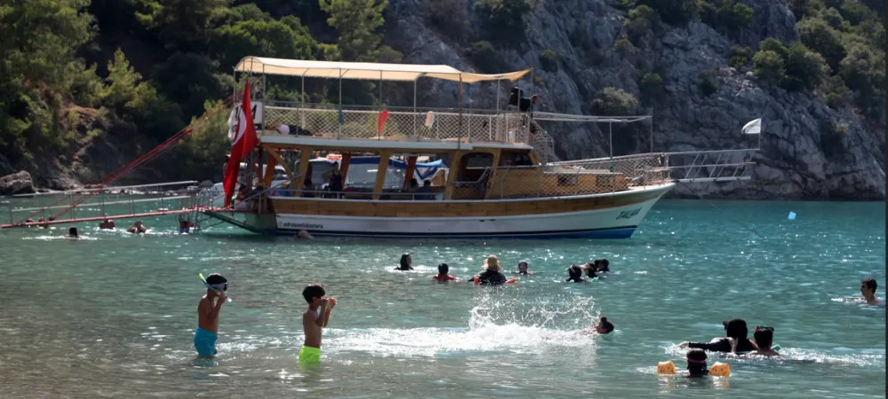 BURASI ANTALYA ÇIRALI AKVARYUM KOYU.. AVRUPA