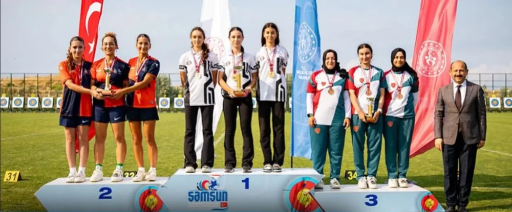 MALZEMELERİ YANDI.. EMANET YAYLARLA 2 GÜN ÇALIŞIP TÜRKİYE ŞAMPİYONU OLDULAR