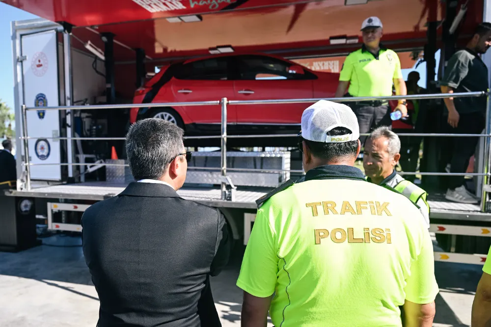 EMNİYET KEMERİ SİMÜLASYON ARACI VE YENİ ARAÇLAR ANTALYA’DA TANITILDI