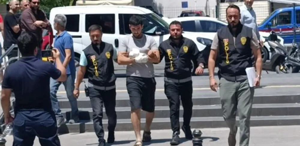 ANTALYA’DA KIZ KARDEŞİNİ ÖLDÜREN AĞABEY.. ‘AMACIMA ULAŞTIM MUTLUYUM