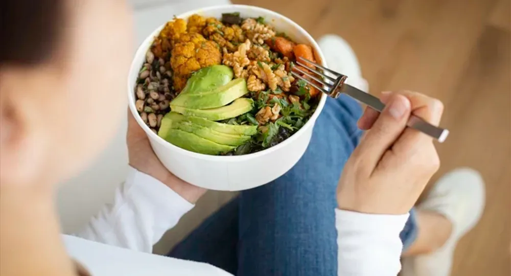 EZBER BOZAN BİR ARAŞTIRMA.. VEGAN BESLENME KANSER RİSKİNİ YÜZDE 25 AZALTTI