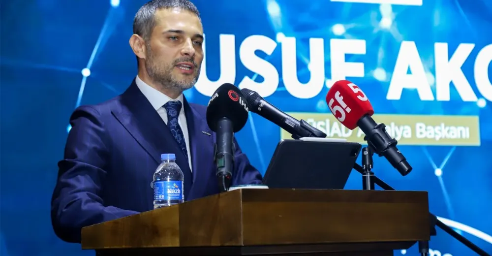 YUSUF AKGÜL.. ‘TÜRKİYE EKONOMİDE GÜÇLÜ ADIMLAR ATIYOR FIRSATLAR YARATIYOR’