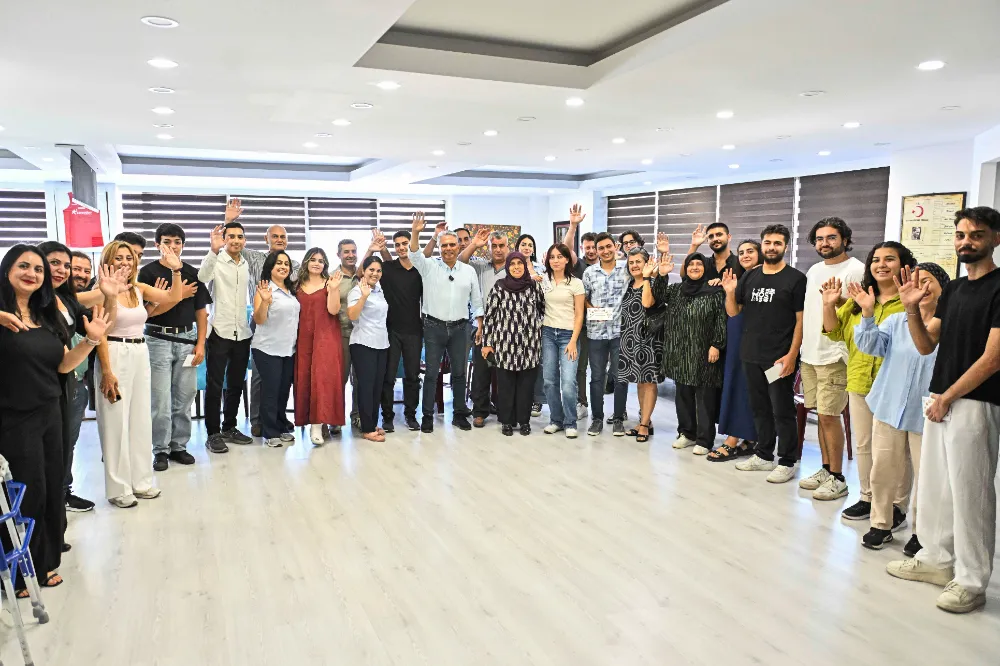 MURGEM’LE BAŞARILI OLAN GENÇLERE ÖDÜL
