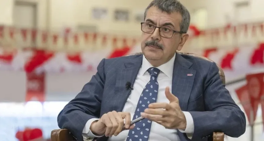 BAKAN TEKİN OKUL YÖNETİCİLERİNİ ‘KAYIT BAĞIŞI’ VE ‘OKUL KIYAFETİ’ İÇİN UYARDI
