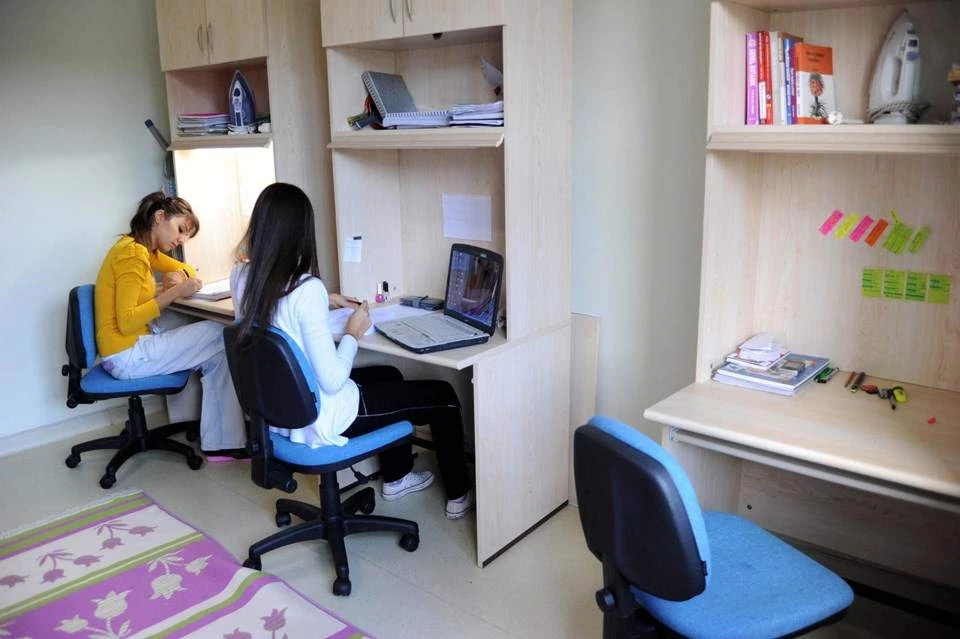 KYK YURTLARINDA KALAN ÖĞRENCİLERE MÜJDE.. İNTERNET ARTIRILIYOR