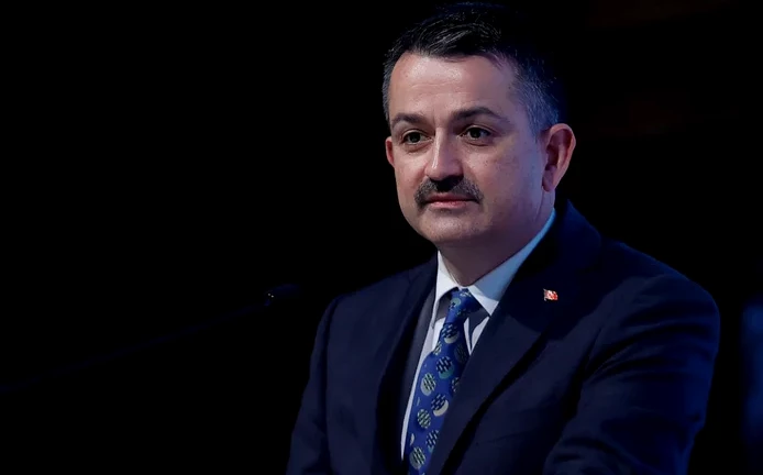 BEKİR PAKDEMİRLİ İSTİFA ETTİ.. YERİNE VAHİT KİRİŞCİ ATANDI