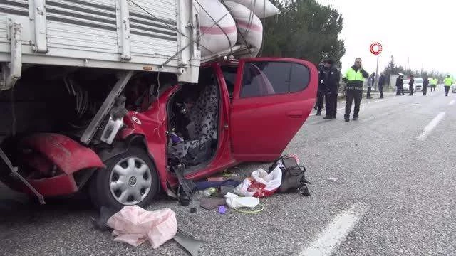 KONYAALTI KAYMAKAMI’NIN KIZI KÖTEKLİ’DE KAZA YAPTI