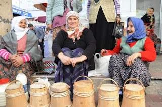ZAMAN İÇİNDE SESSİZCE KAYBOLAN MESLEKLERDEN.. ‘KÜLEKÇİLİK’