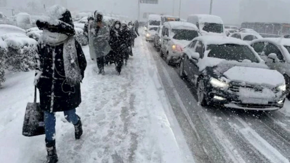 TARİHİN EN BÜYÜK KAR FELAKETİ GELİYOR.. HER YER BEMBEYAZ OLACAK
