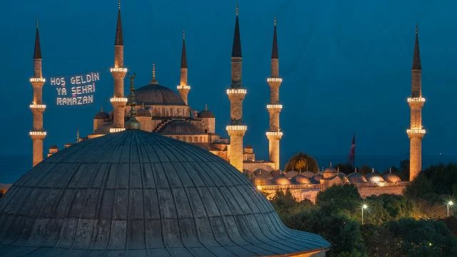 11 AYIN SULTANI RAMAZAN BAŞLIYOR.. İLK TERAVİH BU AKŞAM KILINACAK