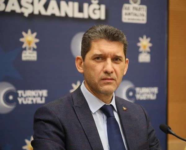 AK PARTİ İL BAŞKANI ALİ ÇETİN.. ‘ANTALYA İÇİN TÜRKİYE İÇİN KOŞACAĞIZ’