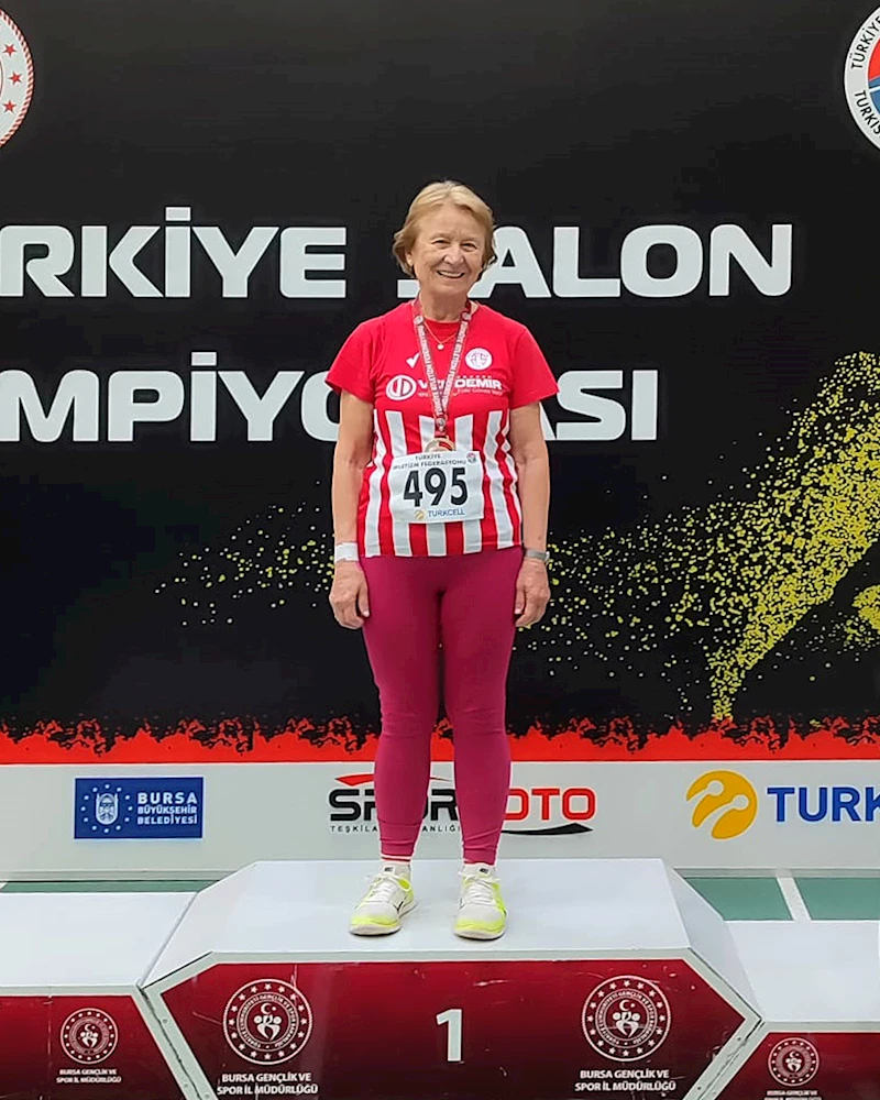 ÇİÇEK SOLON ŞENSOY’DAN 3 YENİ TÜRKİYE REKORU